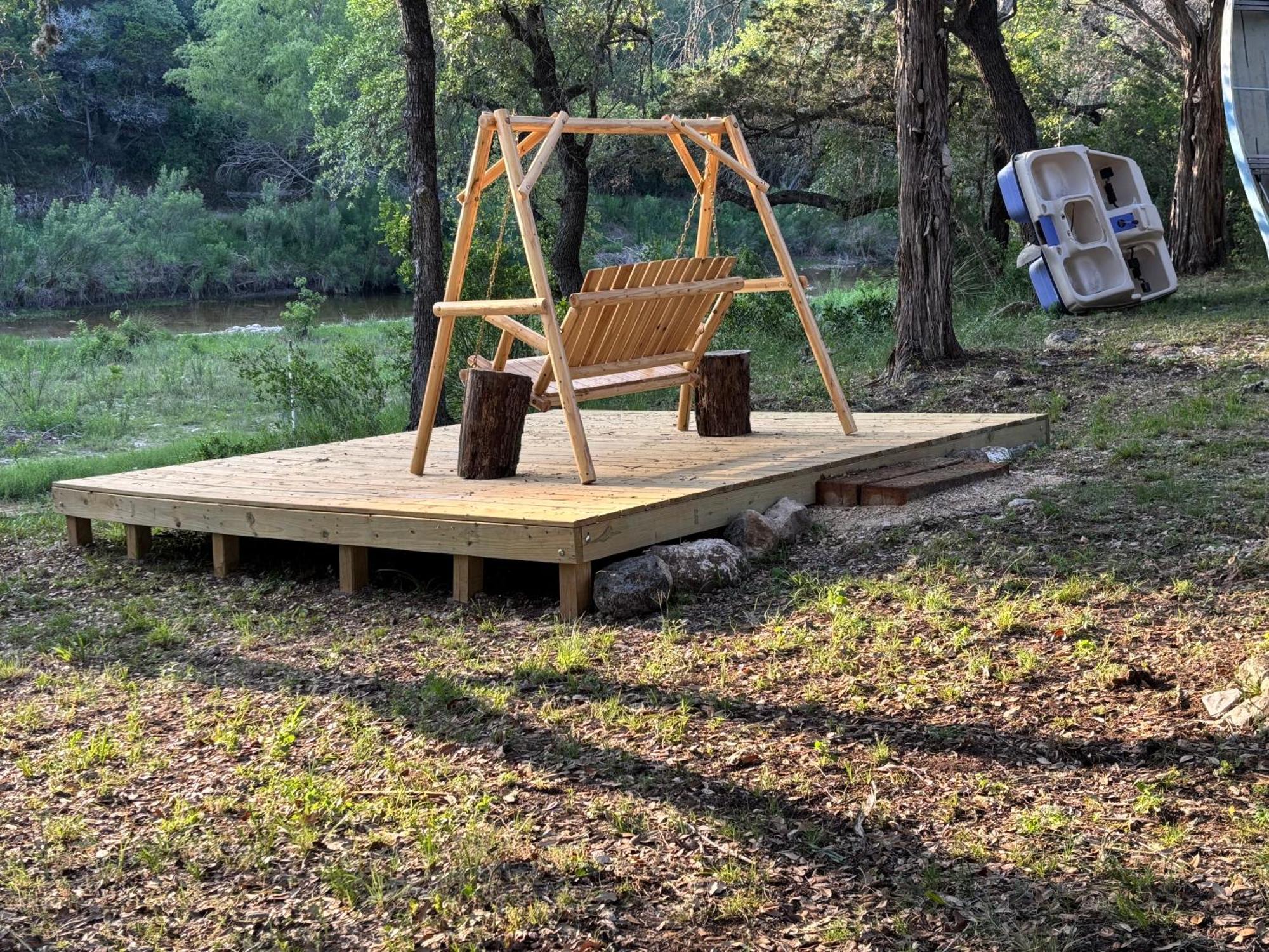 Tiny House - Our Little Piece Of Paradise Lakehills Exterior foto